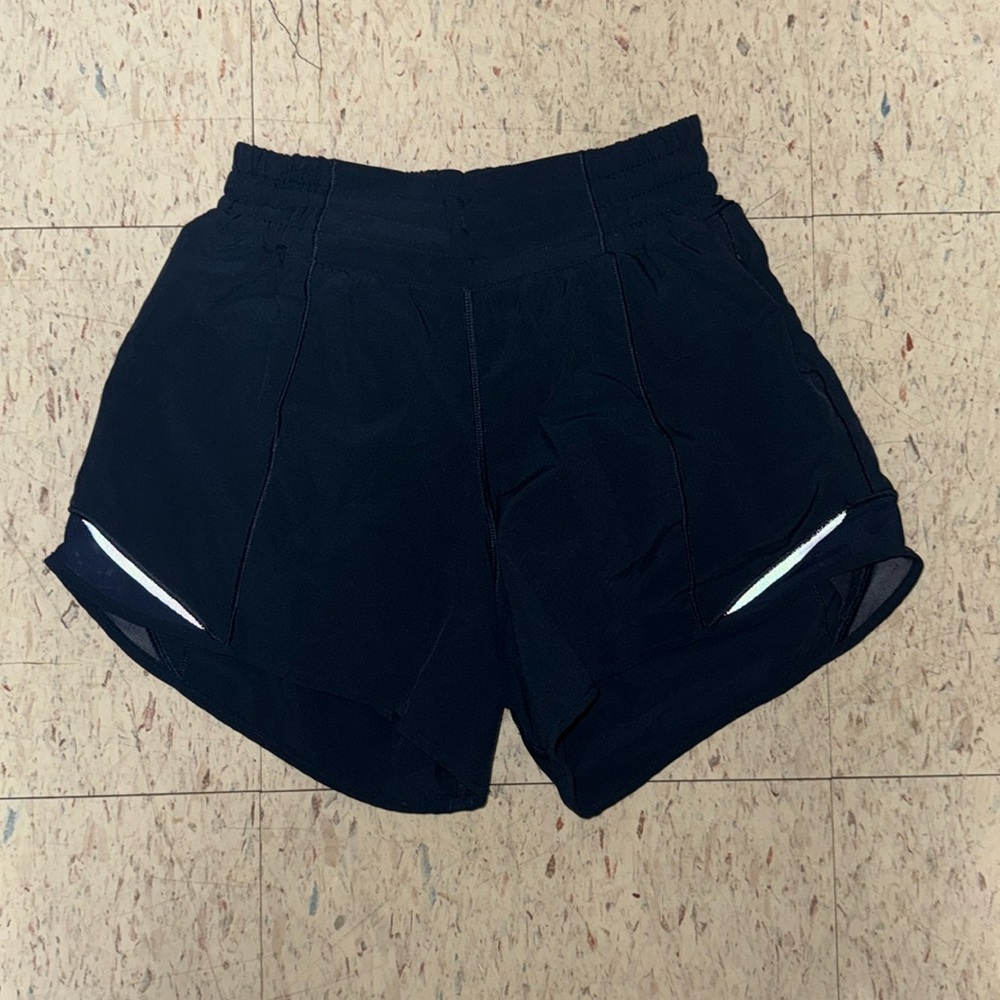 Dark Blue Lulu Lemon Lined Shorts 5” size 2